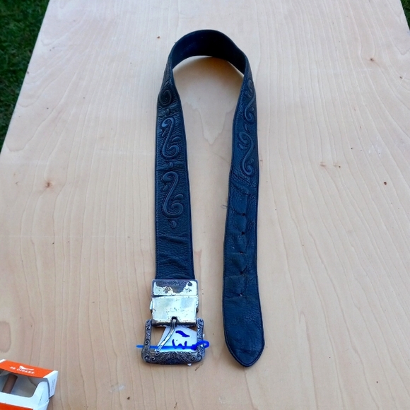 Bin11. Belt #13 - Picture 1 of 4